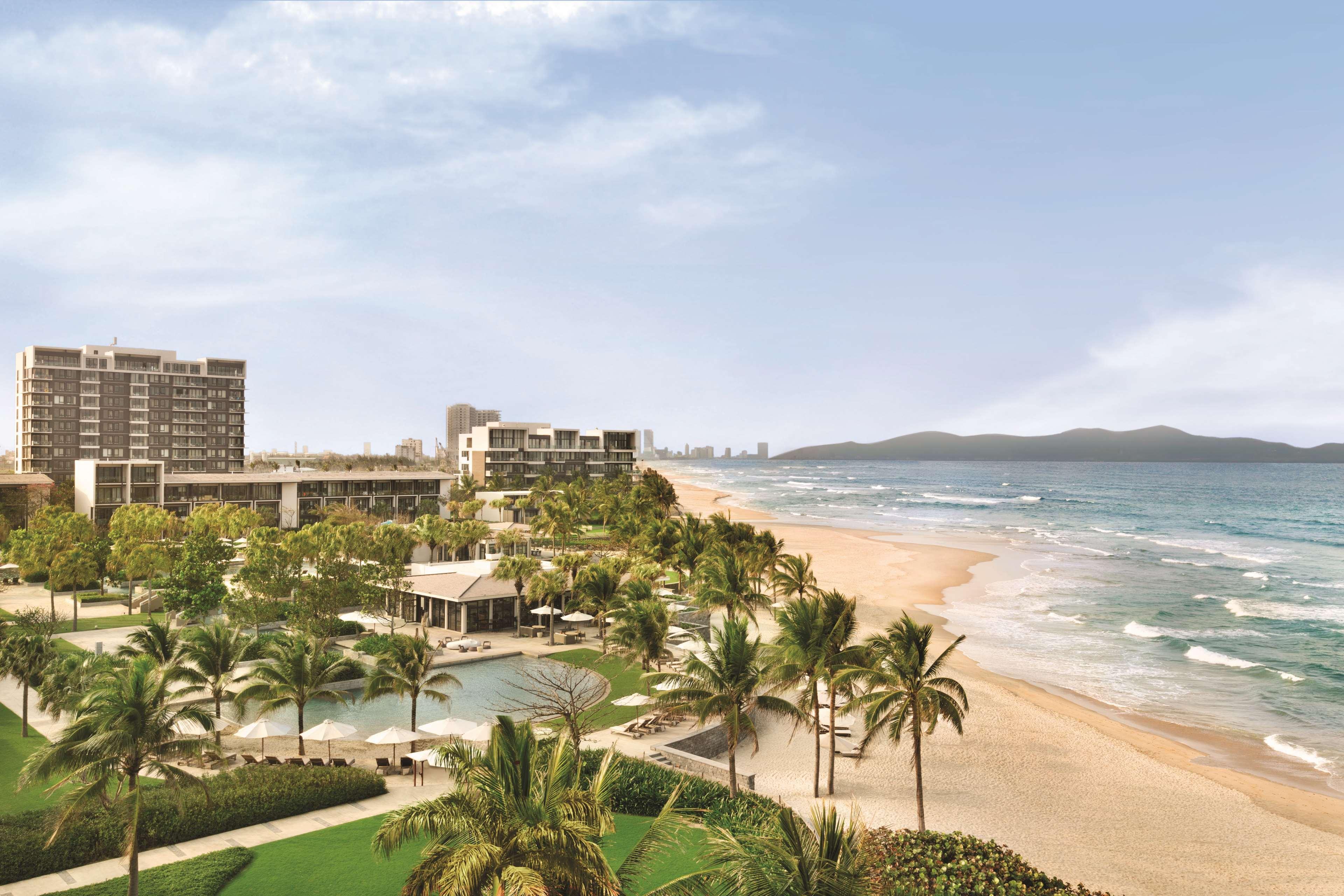Hyatt Regency Danang Resort And Spa Екстер'єр фото View of the beach at the Sheraton Nha Trang Resort & Spa